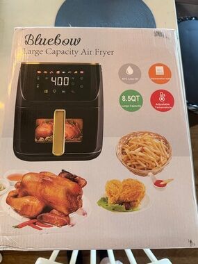 8.5 QT Black Air Fryer with Gold Trim and Red Bow